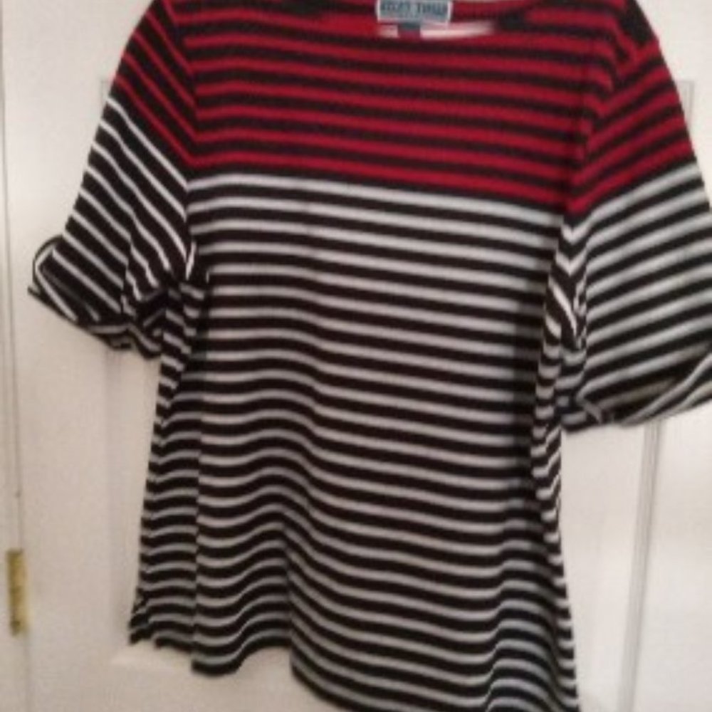 KAREN SCOTT WOMAN TOP